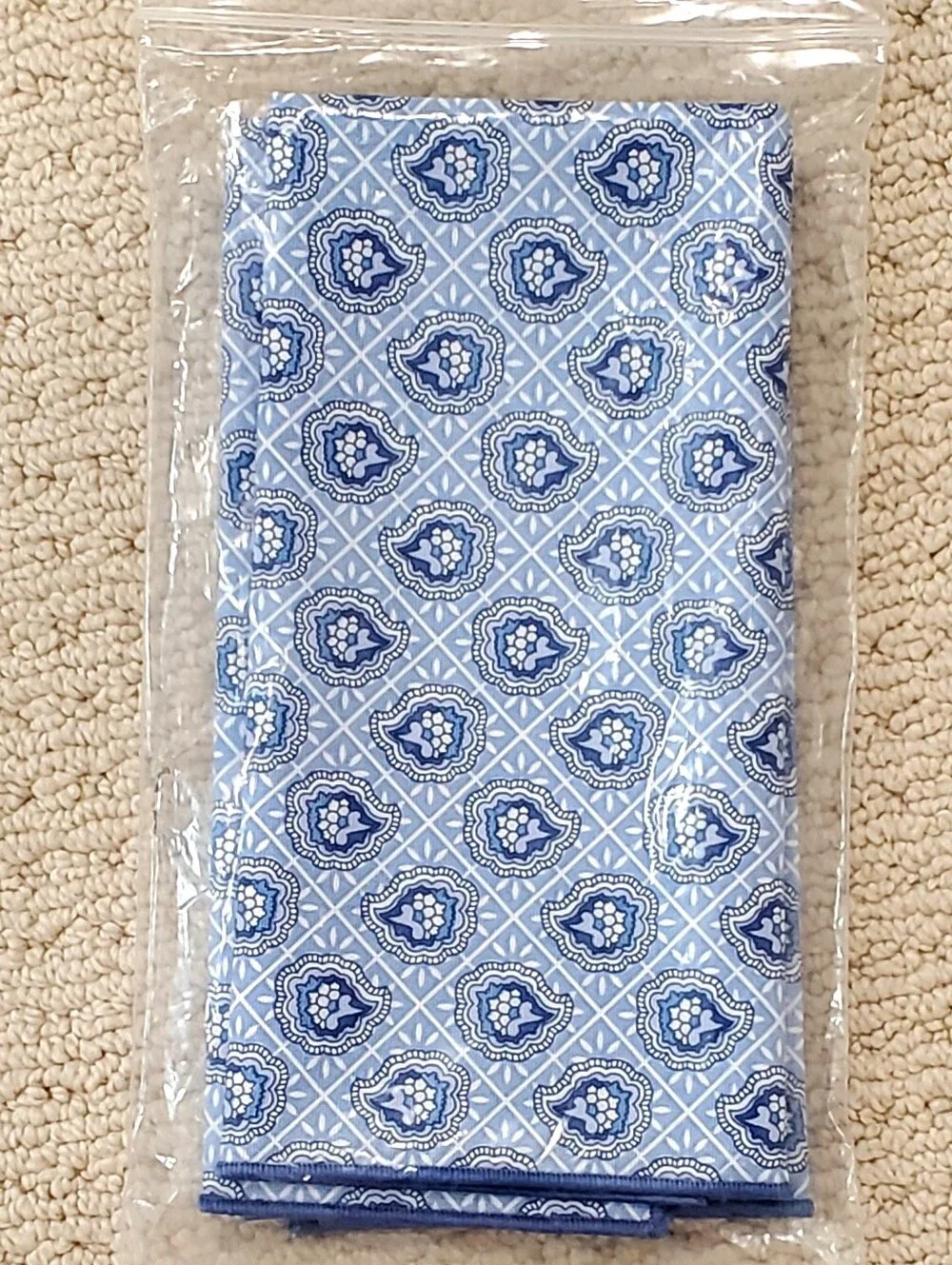 Longaberger Blue/White Provencial Paisley 100% Cotton 2 Pack Dinner Napkins NWT